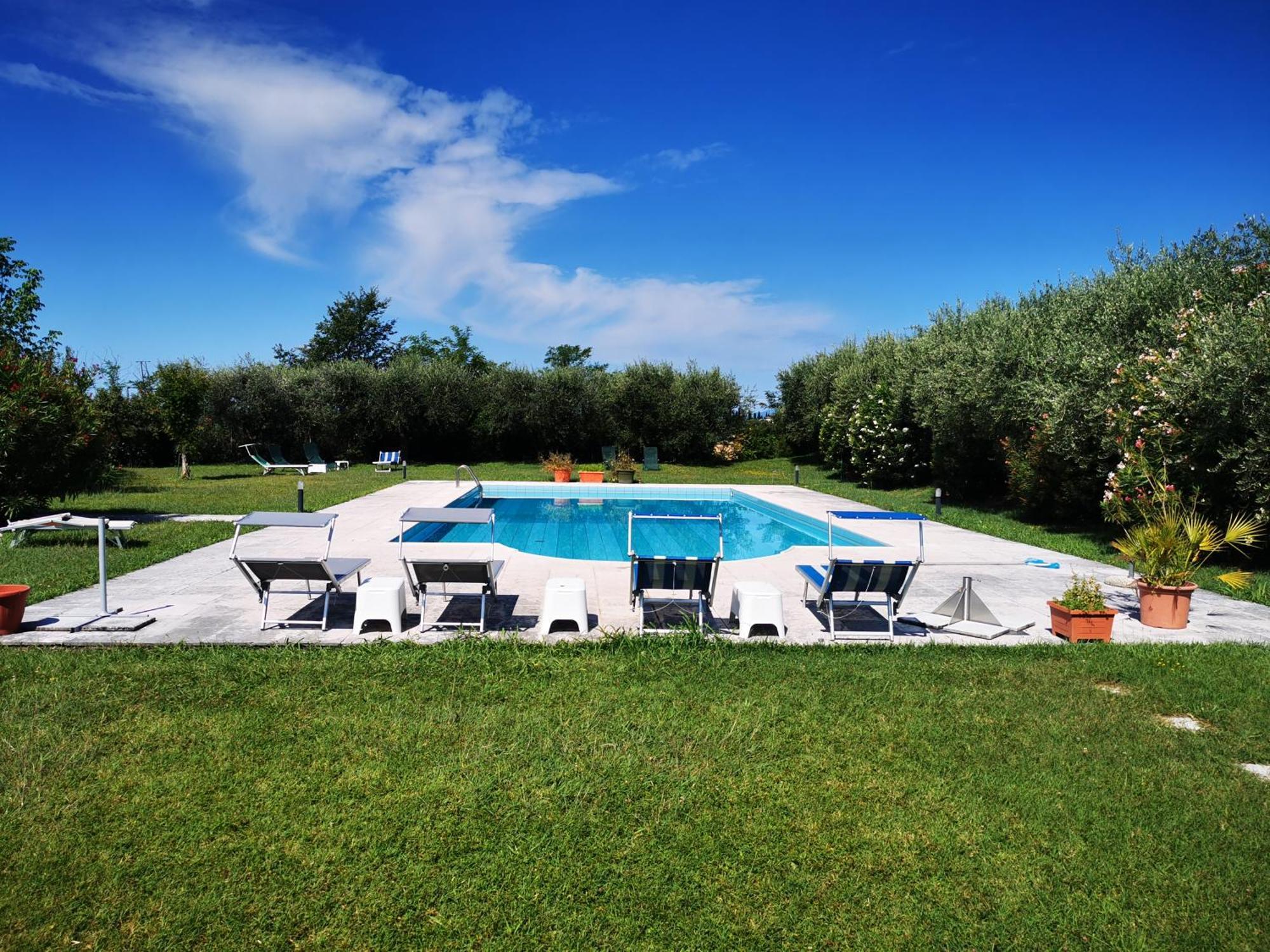 Casa Ghirlanda Con Piscina E Campo Da Tennis Lazise Exterior photo