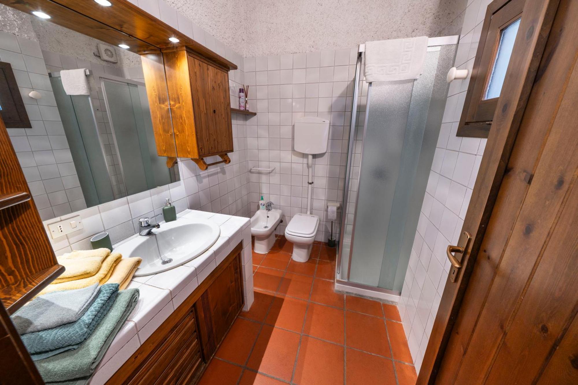 Casa Ghirlanda Con Piscina E Campo Da Tennis Lazise Exterior photo